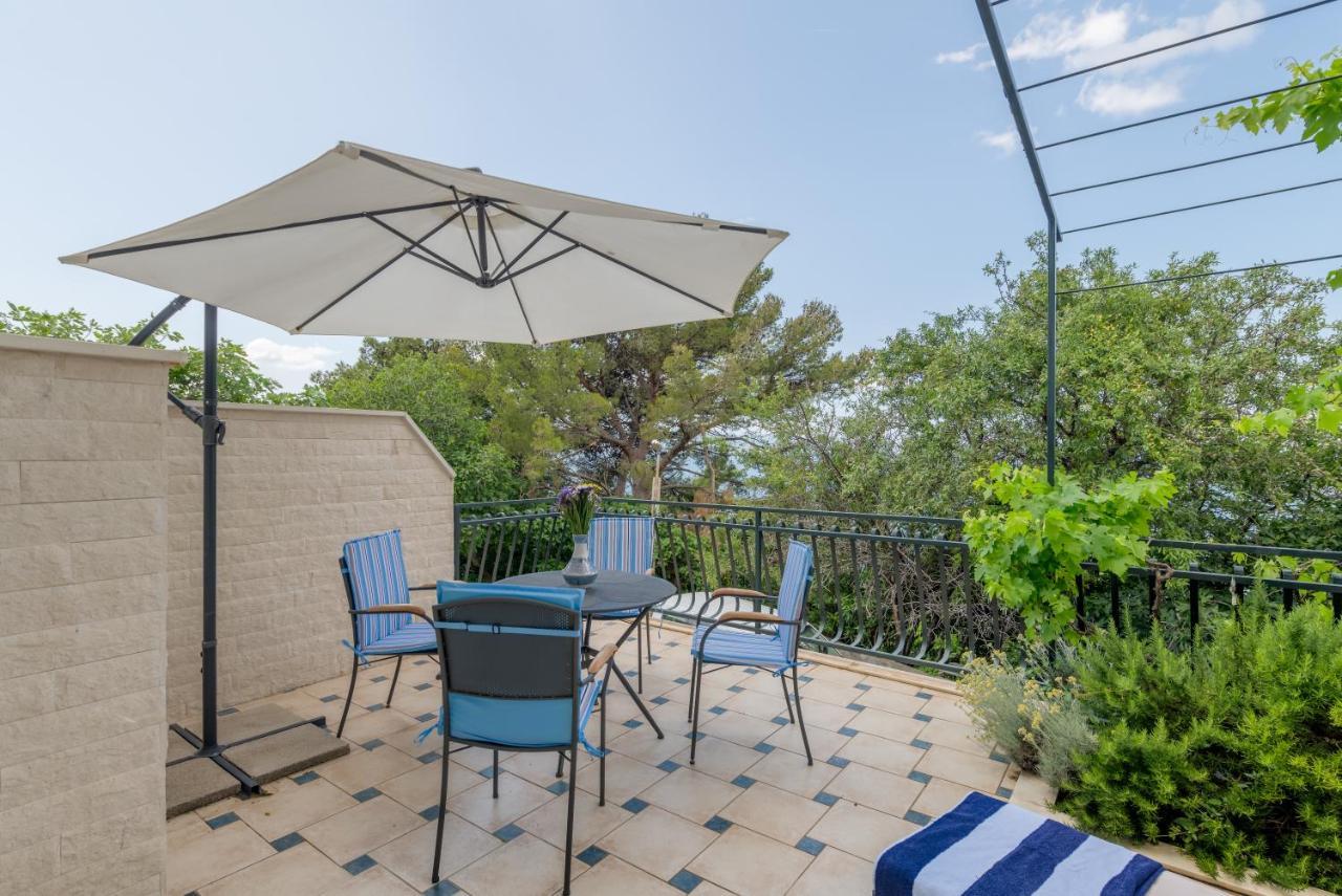 Apartmani Mirta Omiš Extérieur photo