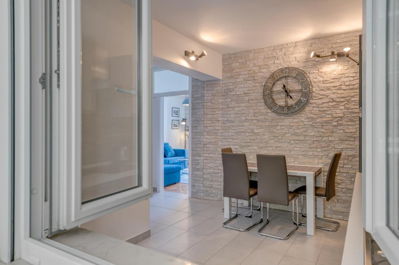 Apartmani Mirta Omiš Extérieur photo